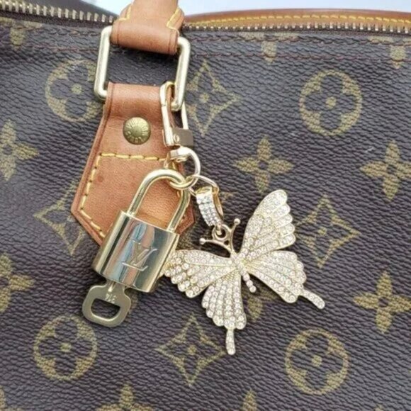 100% Auth Louis Vuitton Lock & Key with unbranded Bagcharm, Keycharm, Keychain - Picture 5 of 5